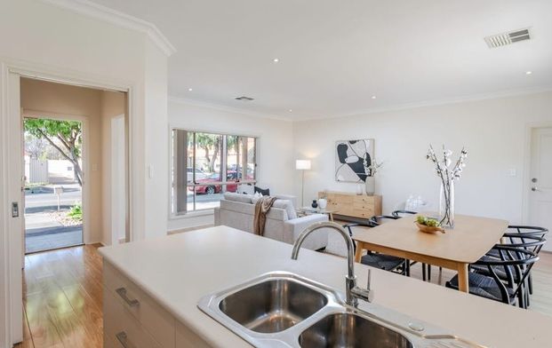 53 Glenhuntley St, Woodville South, SA 5011 - Photo 1