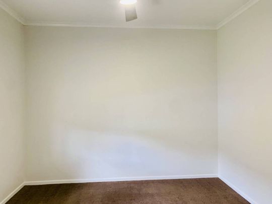 Cottage style home - Photo 1