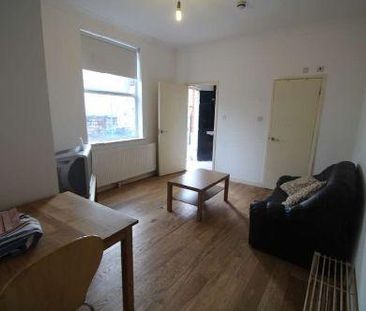 1 bedroom ground floor flat to rent - Photo 3