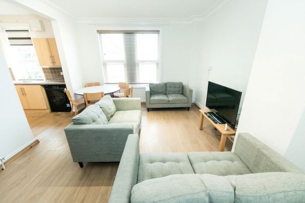 B Delph Lane, Woodhouse, Leeds - Photo 1