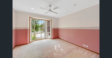 The Complete Family Package - Photo 3