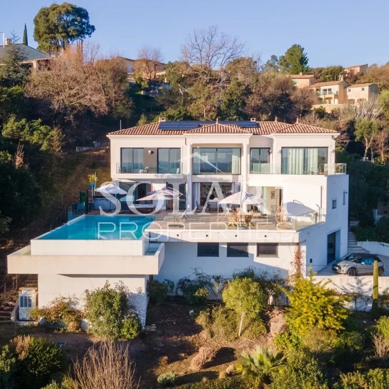 Villa contemporaine avec piscine aux Adrets-de-l'Estérel, proche de Mandelieu et Cannes - 10 personnes - Photo 1