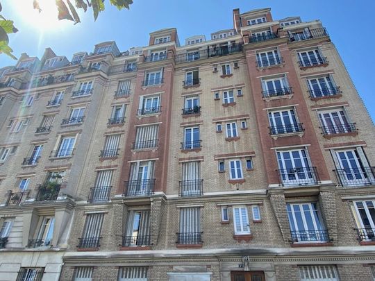 2 pièces - Meublé - 36,1 m² - 3ème étage - Colocation non autorisée - Photo 1