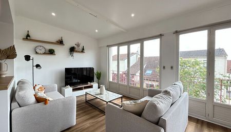 Appartement 5 pièces 103m2 REIMS 1 700 euros - Photo 2