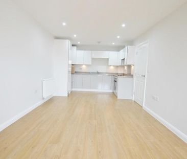 61 Chalvey Road East, Slough, Berkshire,SL1 - Photo 4