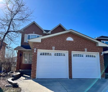 For Lease - 11 Bonnycastle Drive, Clarington, Ontario - Photo 3