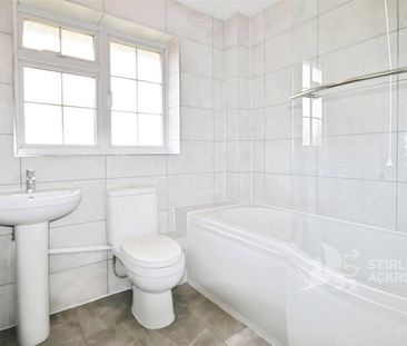 Hawley Road, Blackwater, Surrey, GU17 9ES - Photo 6