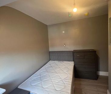 47 Malone Avenue, Belfast, BT9 6ET - Photo 3