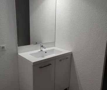 Location Appartement 2 pièces 43m² PERPIGNAN 66000 - Photo 3