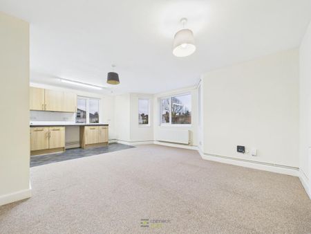 2 bedroom flat to rent - Photo 2