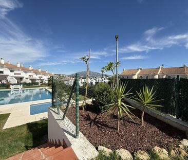 Townhouse in New Golden Mile - Photo 6