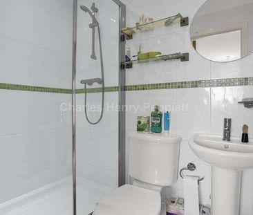 Mizzen Mast House, London, SE18 - Photo 1