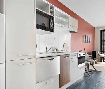 Fantastic 1 bedroom apartment in The Atrium complex - Photo 3