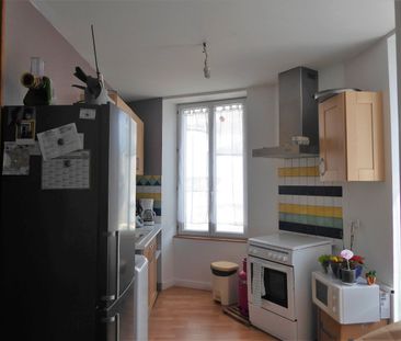 Location Maison 5 pièces 102m² JARNAC 16200 - Photo 1