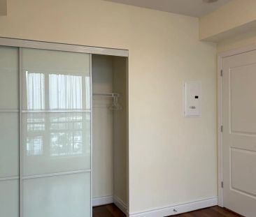 9090 Yonge Street #903 - Photo 1