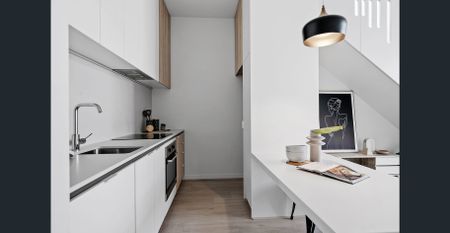 LUXURY LIVING AND CONVENIENCE - Photo 4