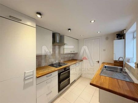 Gosbrook Road, Caversham, Reading, RG4 - Photo 3