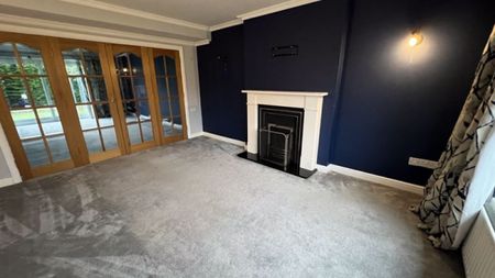 High Street, Scunthorpe - Photo 2