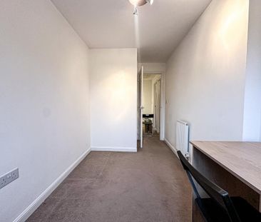 3 bedroom terraced house to rent - Photo 6