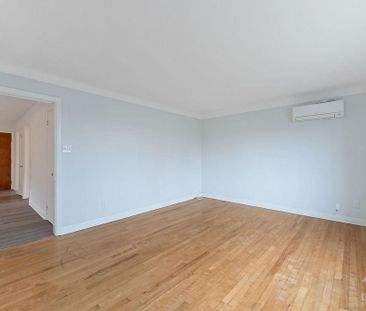 For Lease - 143 GRANVILLE Street Unit# 3, Vanier and Kingsview Park... - Photo 4