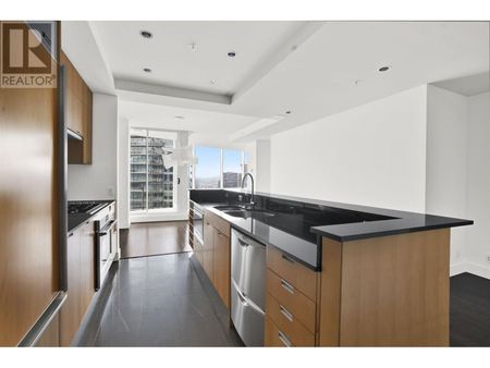 30X4 1077 W CORDOVA STREET, Vancouver, British Columbia - Photo 3