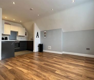 2 bedroom apartment to rent - Photo 6
