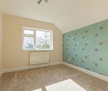 3 bedroom House To Let - Photo 5