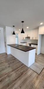 **4 ½**APPARTEMENT -style MAISON DE VILLE au CŒUR de STE-FOY - Photo 3