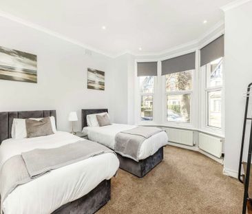 Broughton Road - Photo 2
