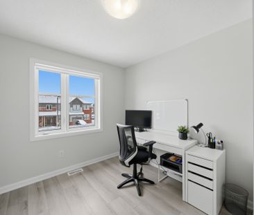 For Lease - 302 Drumlish Lane, Barrhaven, Ontario - Photo 1