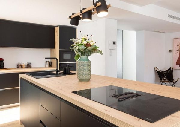 3 bedroom luxury Villa for rent in Nueva Andalucia, Spain