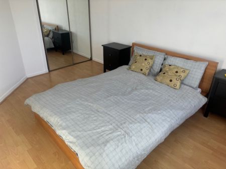 1 Bedroom Property To Rent - Photo 2