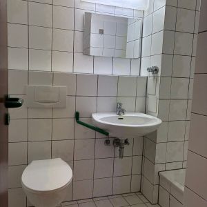 Möbliertes Studentenapartment- Only for Students - Photo 3