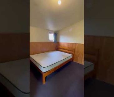 Simple & Convenient Studio Room on Union Street - Photo 2