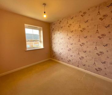 3 bedroom semi-detached house to rent - Photo 5