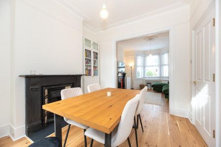 3 bedroom terraced house to rent - Photo 5