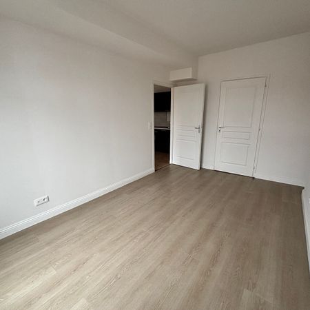 Location Appartement 2 pièces 40m² - Photo 3