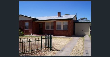 3 bedroom semi detached house for Rent. - Photo 3