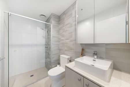 Chic Urban Living in Turner - Photo 4