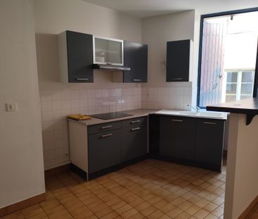 Location Appartement 2 pièces 42m² CAHORS 46000 - Photo 3
