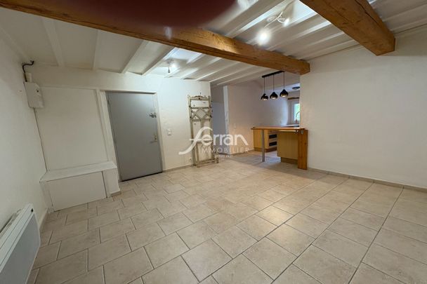 Location Appartement 2 pièces 42m² SALERNES 83690 - Photo 1