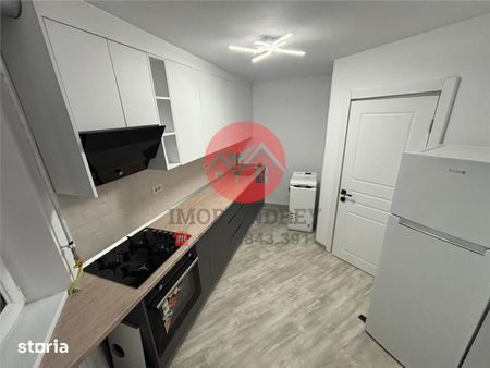 Apartament renovat 2 camere, centrala gaz, mobilat, ultracentral - Photo 4