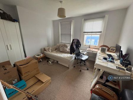 2 bedroom terraced house to rent - Photo 4