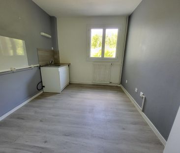 T2 / CEBAZAT - Photo 3