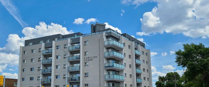 Carillon Tower | 1790 Portage Avenue, Winnipeg - Photo 1