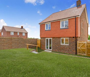 4 bedroom detached house to rent - Photo 4