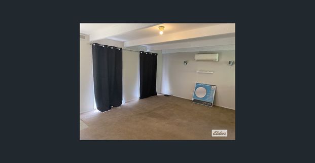 Convenient Living in a Popular Kennington Setting - Photo 1