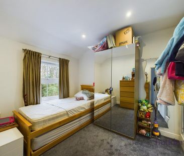 3 bedroom semi-detached house to rent - Photo 2
