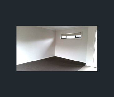 2/24 Willow Avenue, St Albans, Vic 3021 - Photo 4