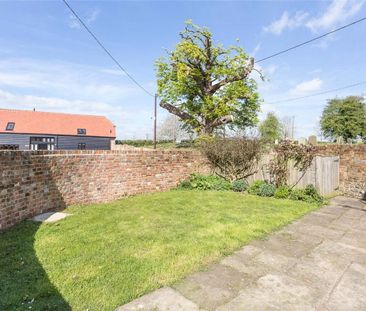 Detached barn conversion on the outskirts of Winterbourne village o... - Photo 6